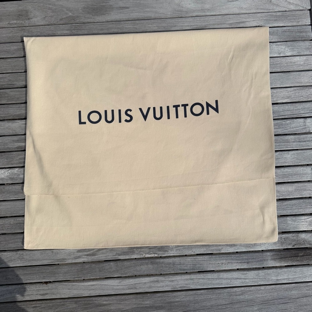 Louis Vuitton Cream Dust Bag  Envelope Flap Large 24x21 Authentic Original